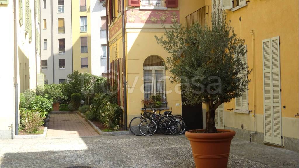 appartamento in affitto a Como in zona Como Centro