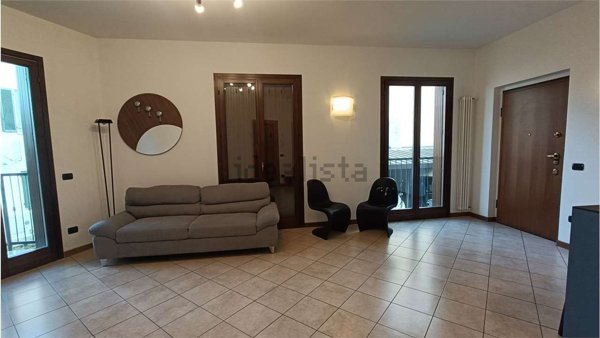 appartamento in affitto a Como in zona Albate