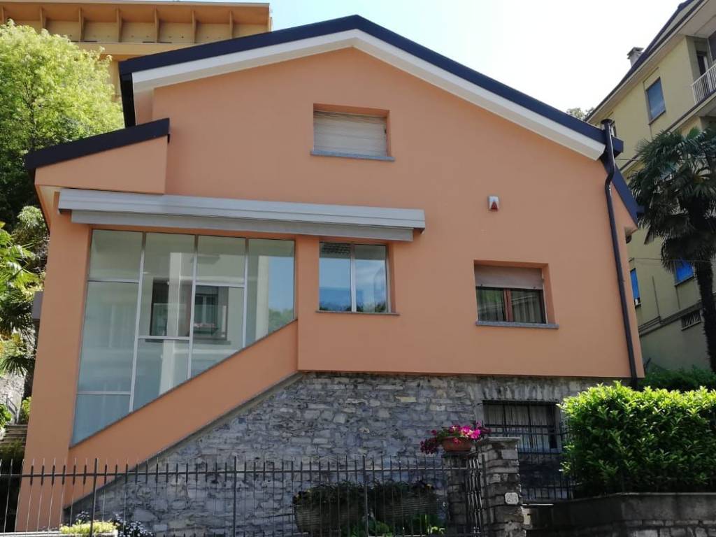 appartamento in affitto a Como in zona Tavernola