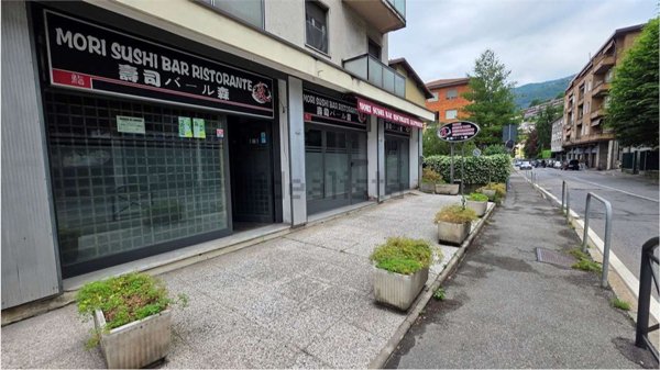 negozio in affitto a Como in zona Ponte Chiasso