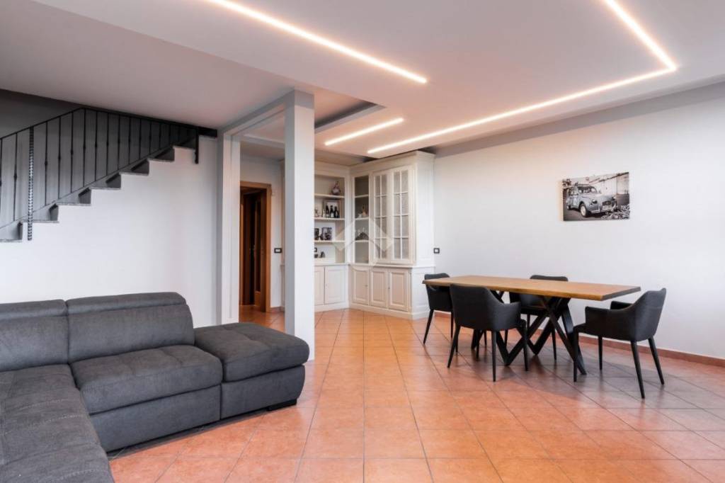 appartamento in affitto a Como in zona Sagnino