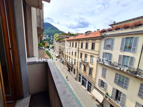 appartamento in affitto a Como in zona Piazza Volta