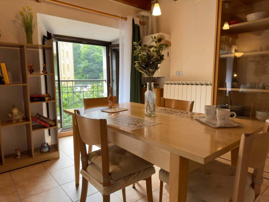 appartamento in affitto a Como in zona Lora