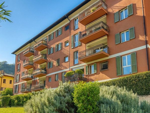 appartamento in affitto a Como in zona Villa Olmo