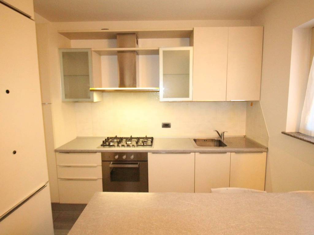 appartamento in affitto a Como in zona Villa Olmo