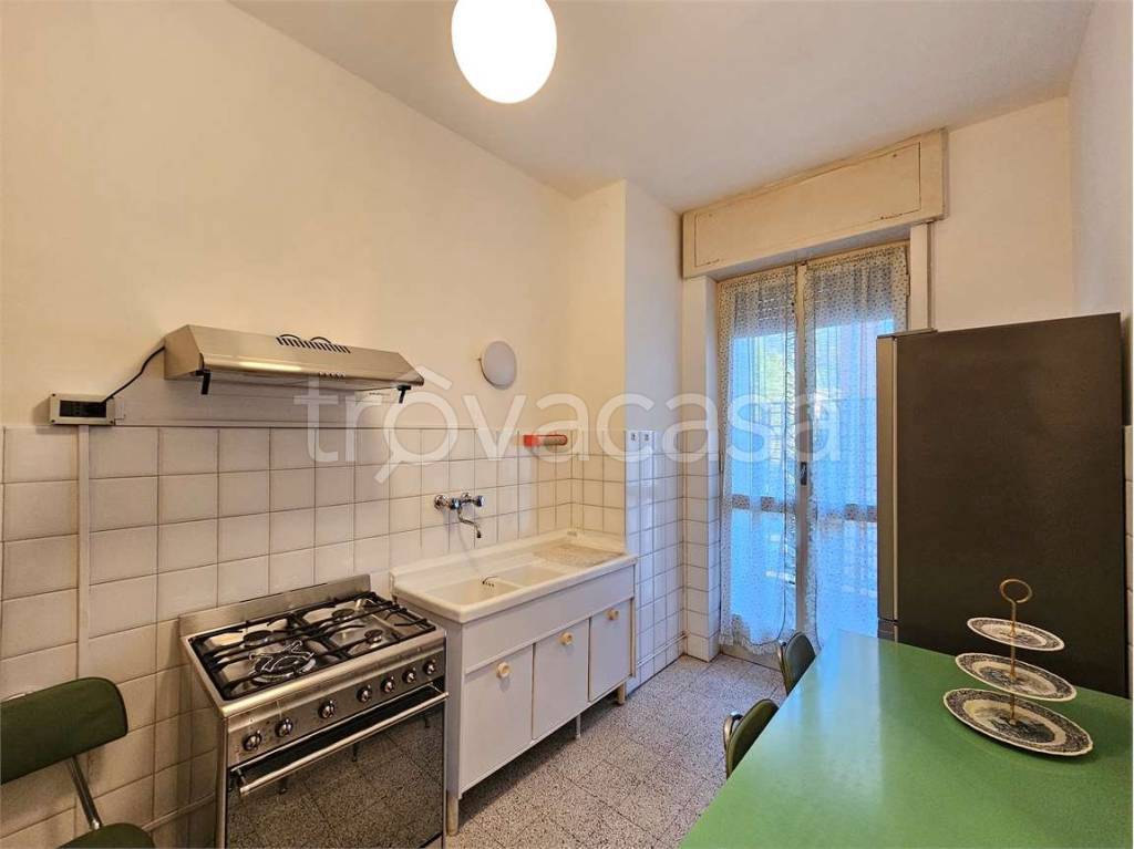 appartamento in affitto a Como in zona Borghi