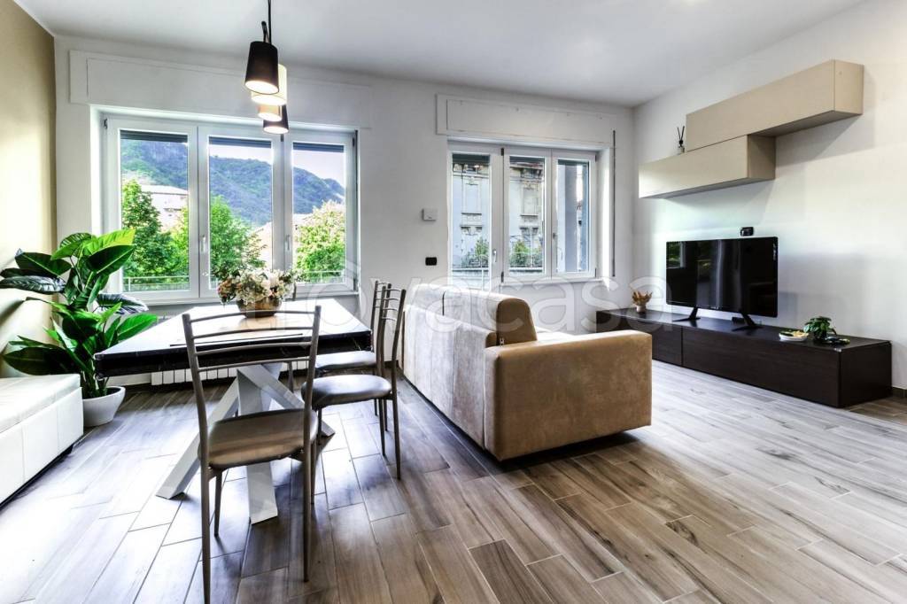 appartamento in affitto a Como in zona Borghi