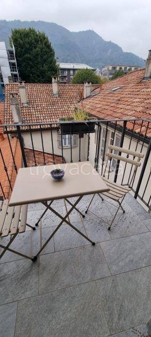 appartamento in affitto a Como in zona Piazza Volta