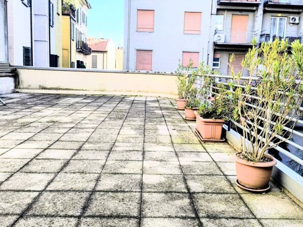 appartamento in affitto a Como in zona Como Centro