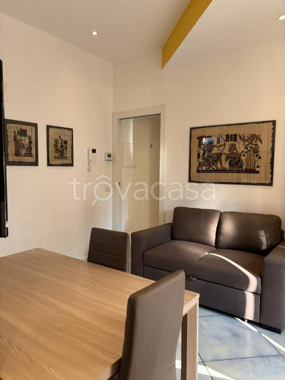 appartamento in affitto a Como in zona Albate