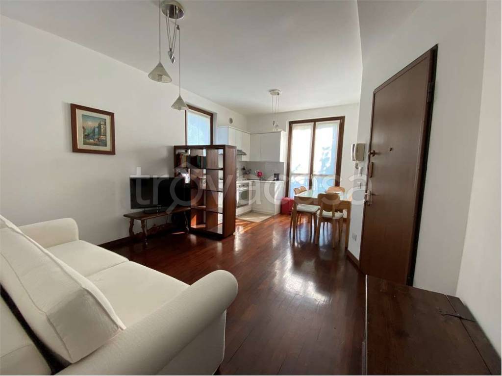 appartamento in affitto a Como in zona Viale Varese