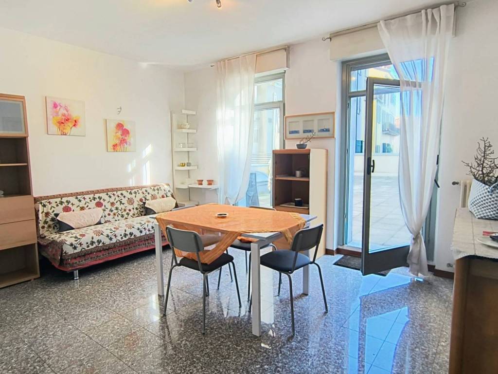 appartamento in affitto a Como in zona Como Centro