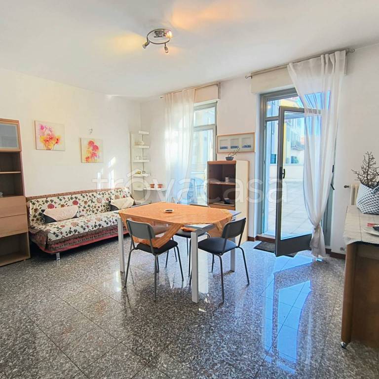 appartamento in affitto a Como in zona Como Centro