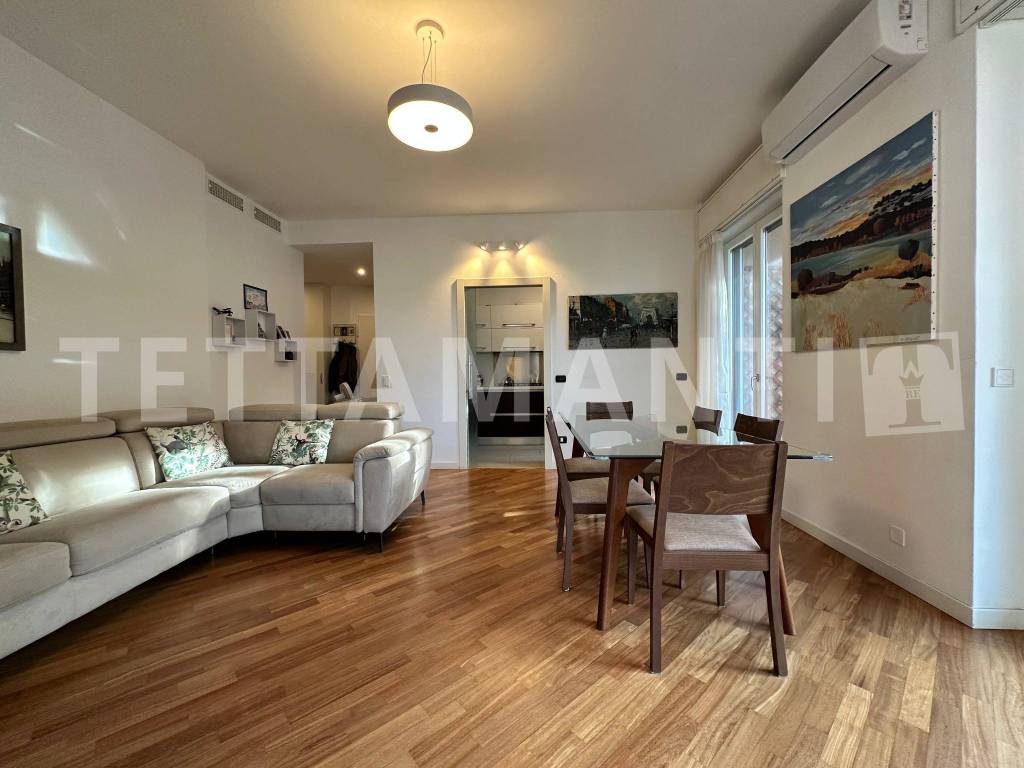 appartamento in affitto a Como in zona Borghi