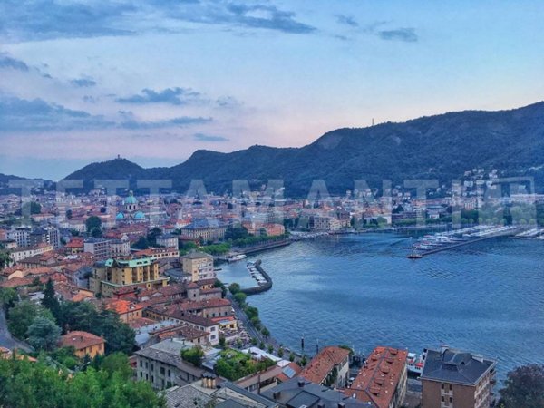 negozio in affitto a Como in zona Como Centro