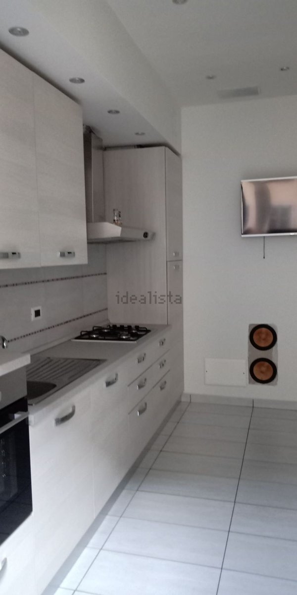 appartamento in affitto a Como in zona Borghi