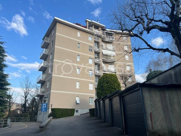 appartamento in affitto a Como in zona Lora