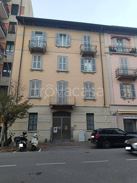 attico in affitto a Como in zona Borghi