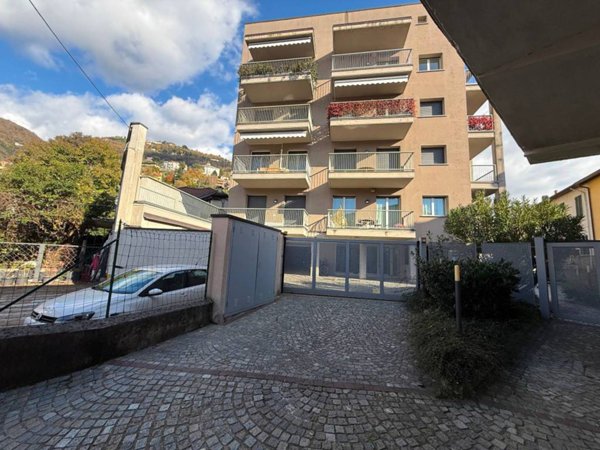 appartamento in affitto a Como in zona Borghi