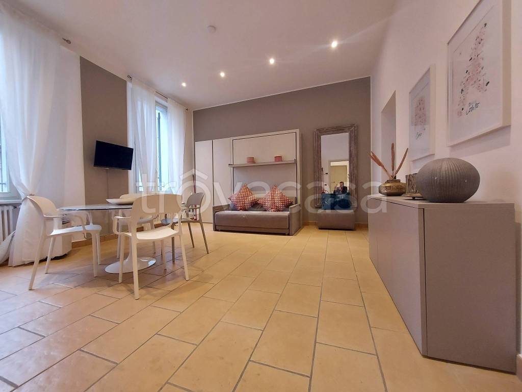 appartamento in affitto a Como in zona Como Centro