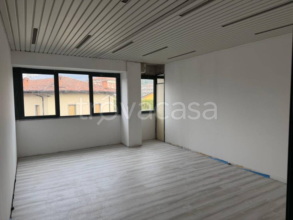 appartamento in affitto a Como in zona Prestino