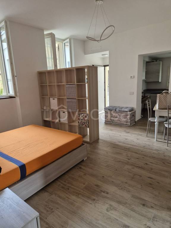 appartamento in affitto a Como in zona Valduce