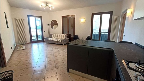 appartamento in affitto a Como in zona Albate