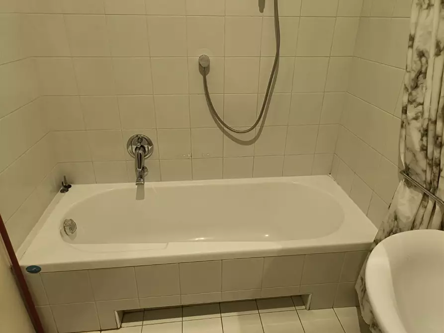 appartamento in affitto a Como in zona Como Centro