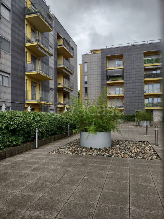 appartamento in affitto a Como in zona Albate