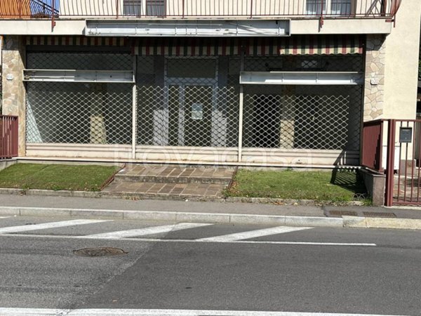 negozio in affitto a Como in zona Rebbio