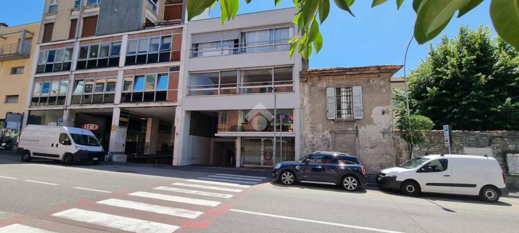 appartamento in affitto a Como in zona Borghi