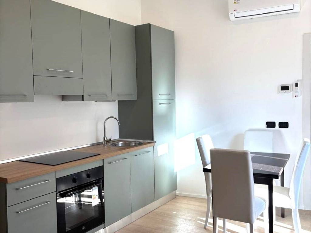 appartamento in affitto a Como in zona Como Centro