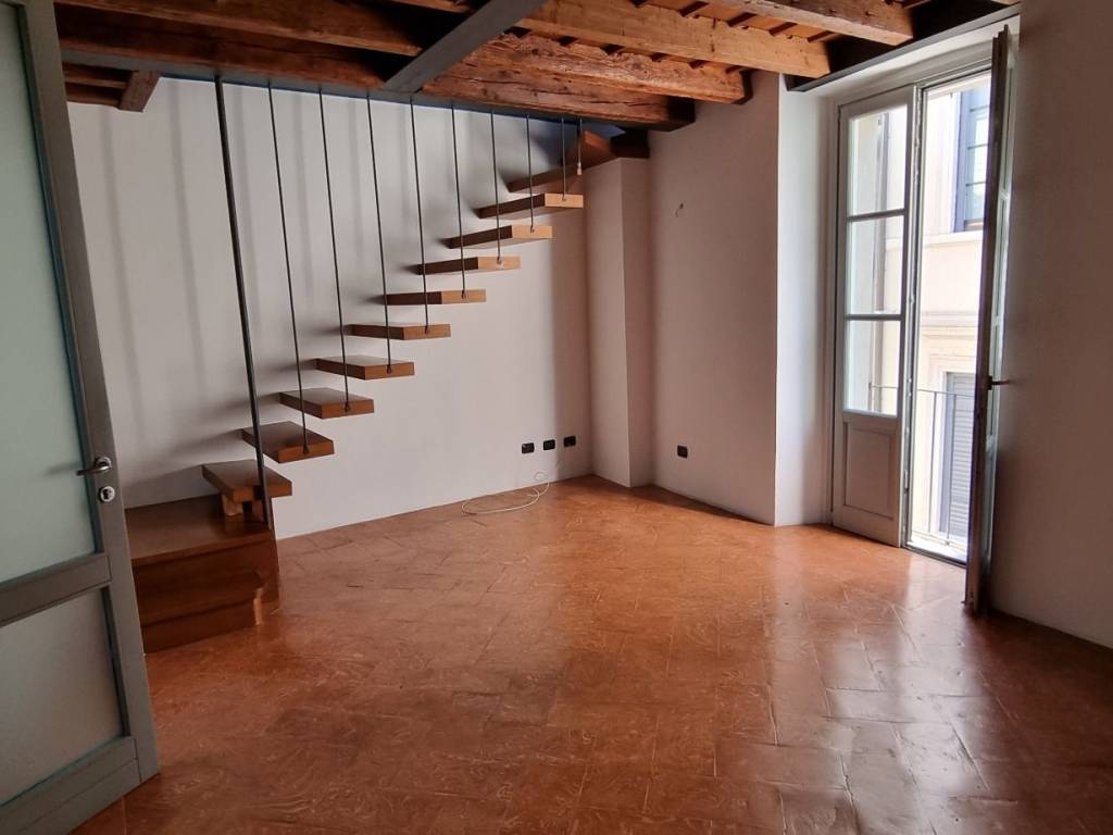 appartamento in affitto a Como