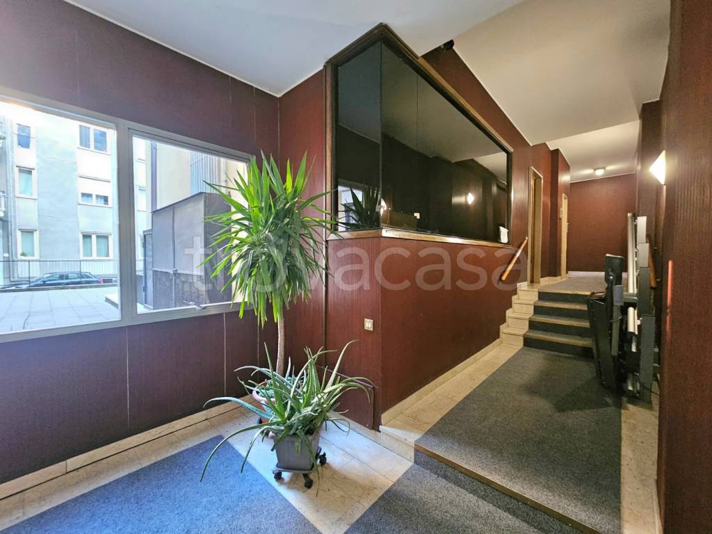 appartamento in affitto a Como in zona Borghi