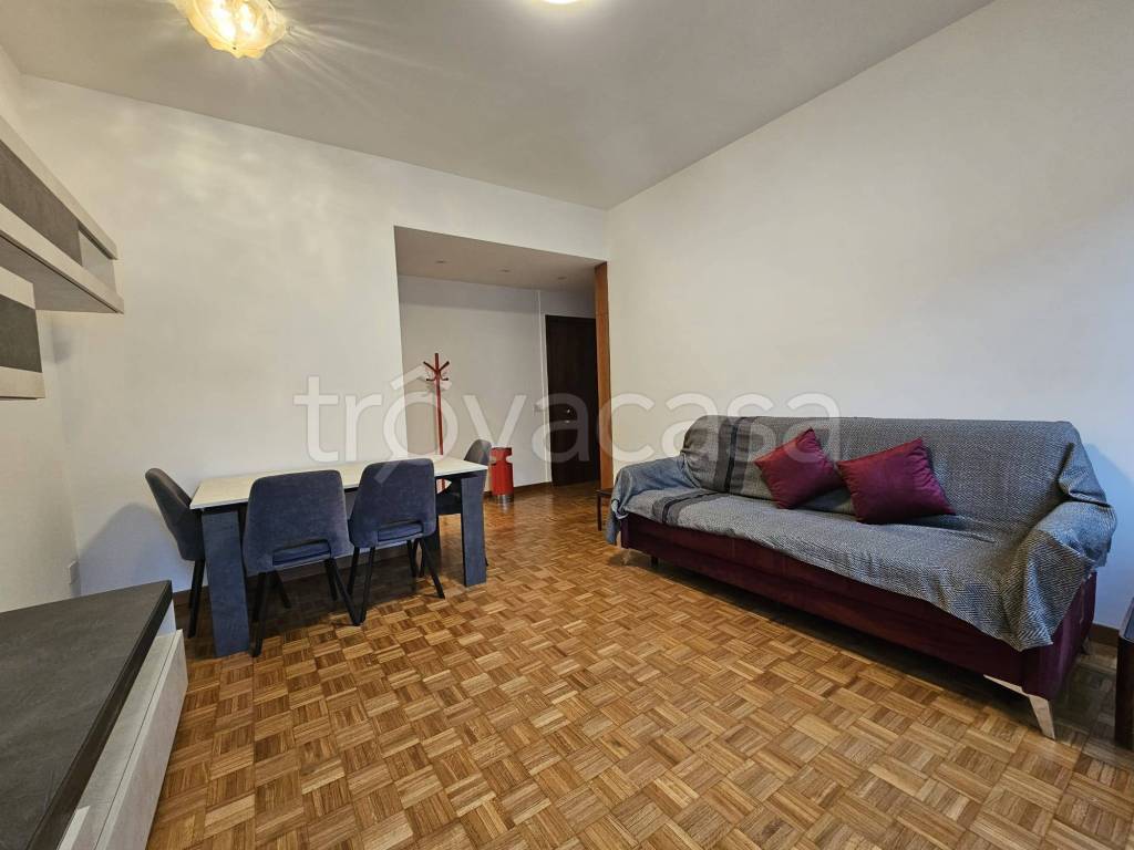 appartamento in affitto a Como in zona Borghi