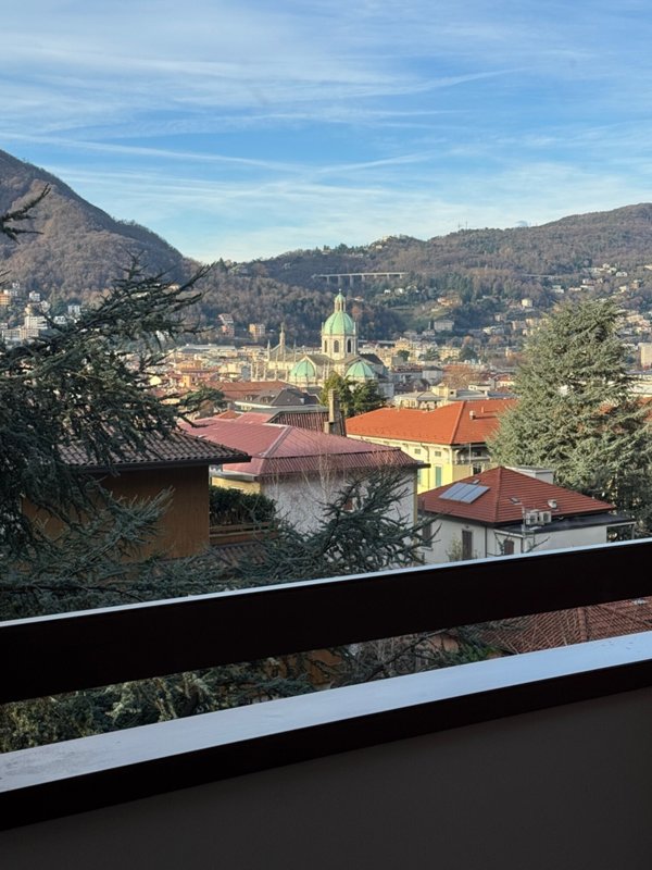 appartamento in affitto a Como in zona Como Centro
