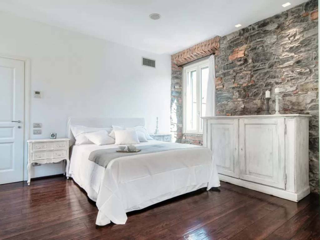 appartamento in affitto a Como in zona Borghi