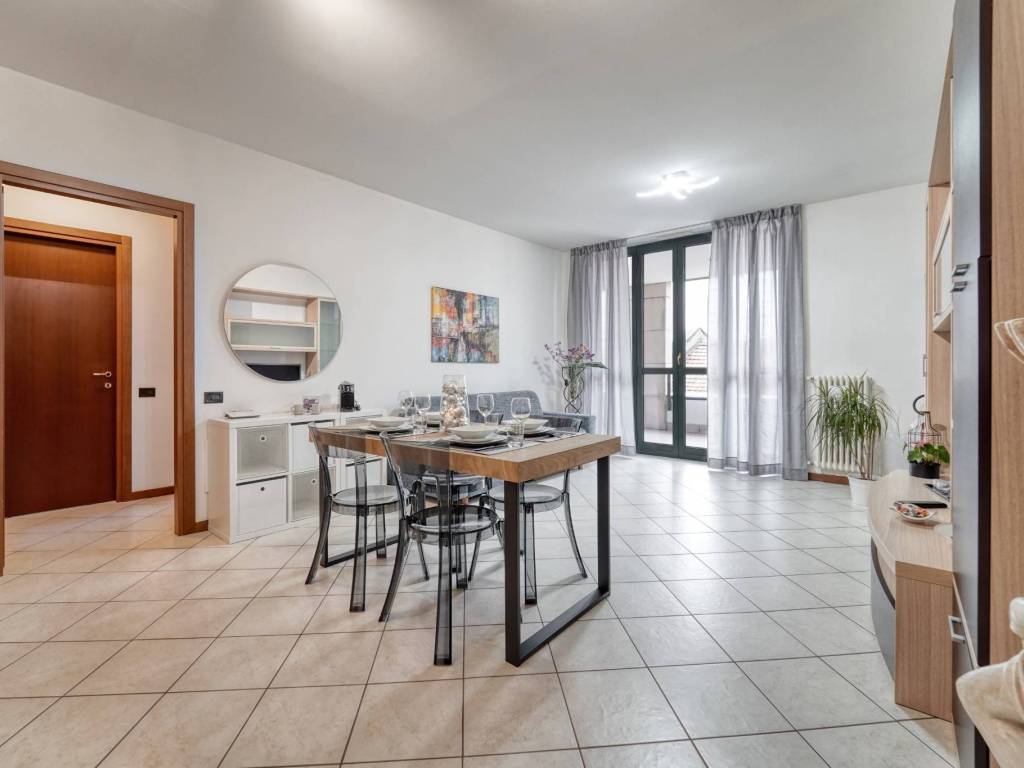 appartamento in affitto a Como in zona Borghi