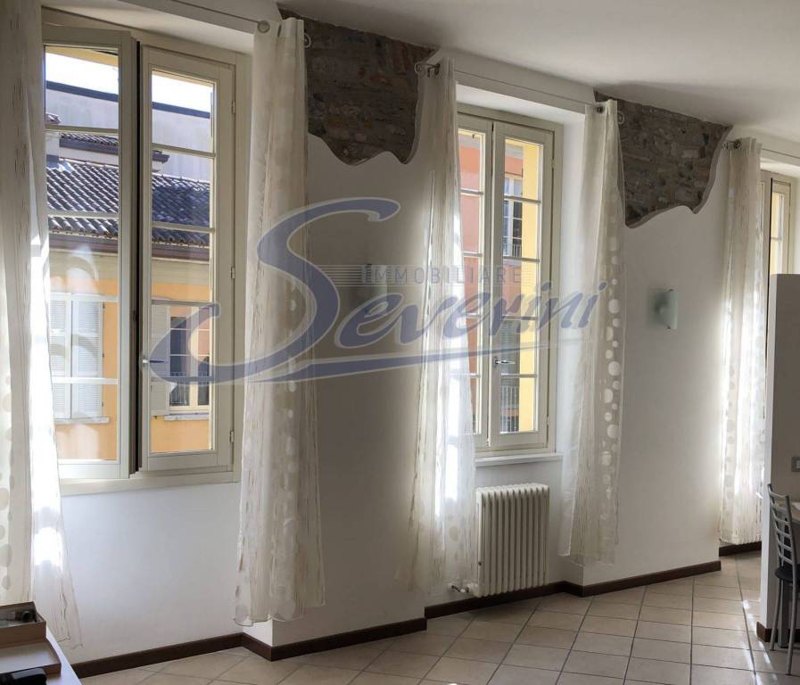 appartamento in affitto a Como in zona Como Centro