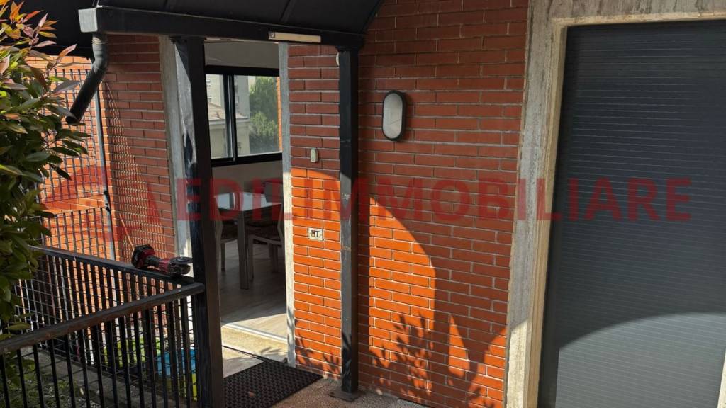 appartamento in affitto a Como in zona Via Innocenzo XI