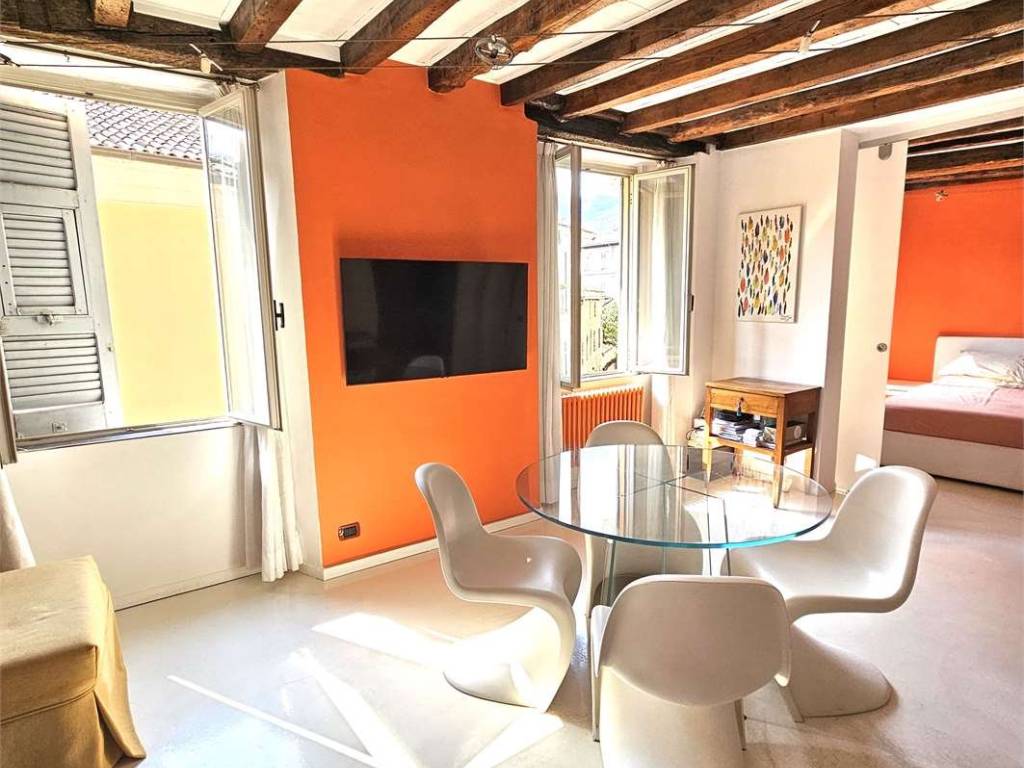 appartamento in affitto a Como in zona Como Centro