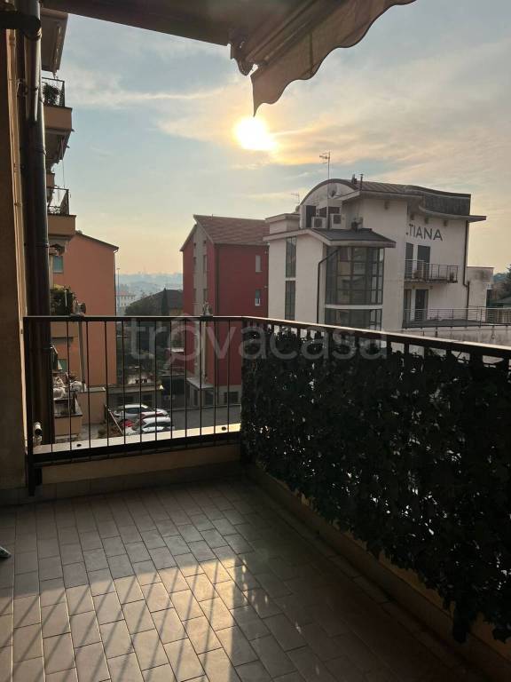 appartamento in affitto a Como in zona Albate