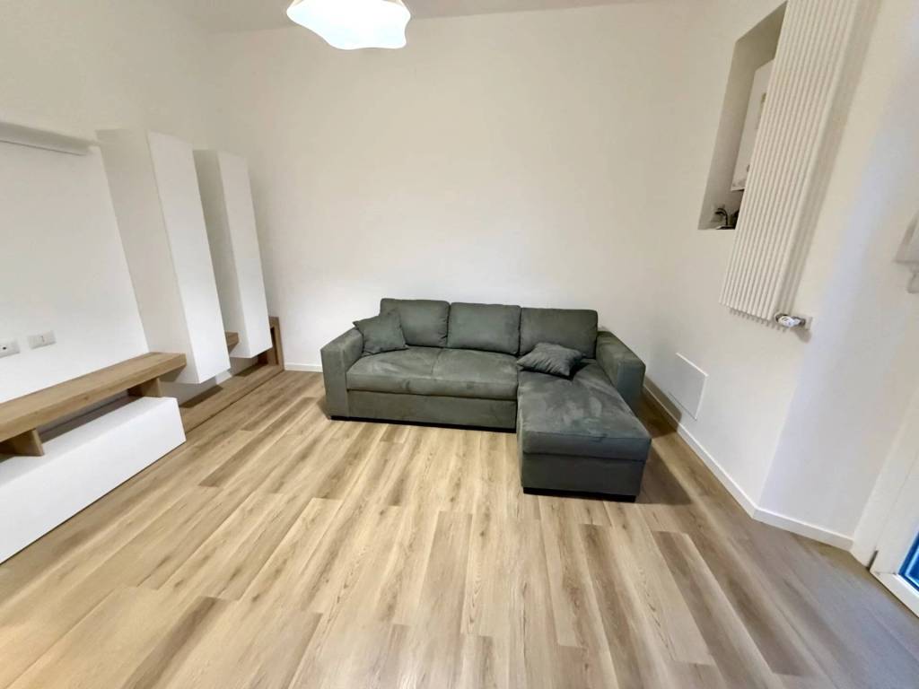 appartamento in affitto a Como in zona Borghi