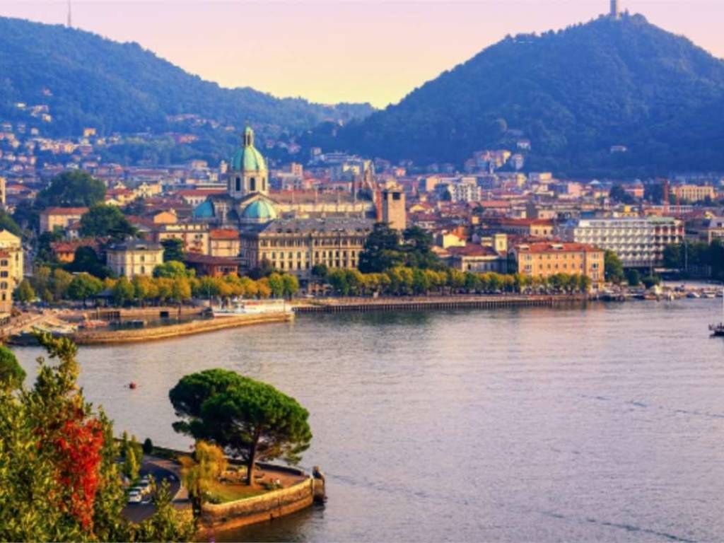 appartamento in affitto a Como in zona Borghi