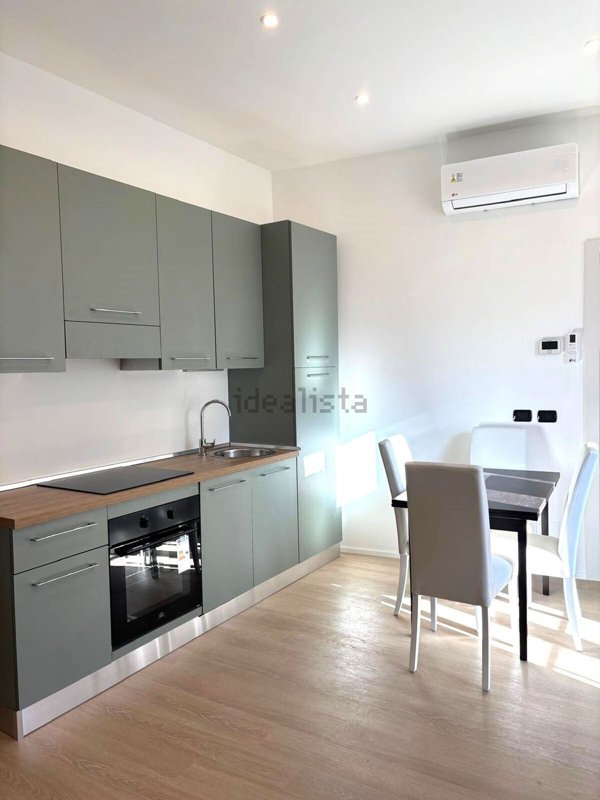 appartamento in affitto a Como in zona Como Centro