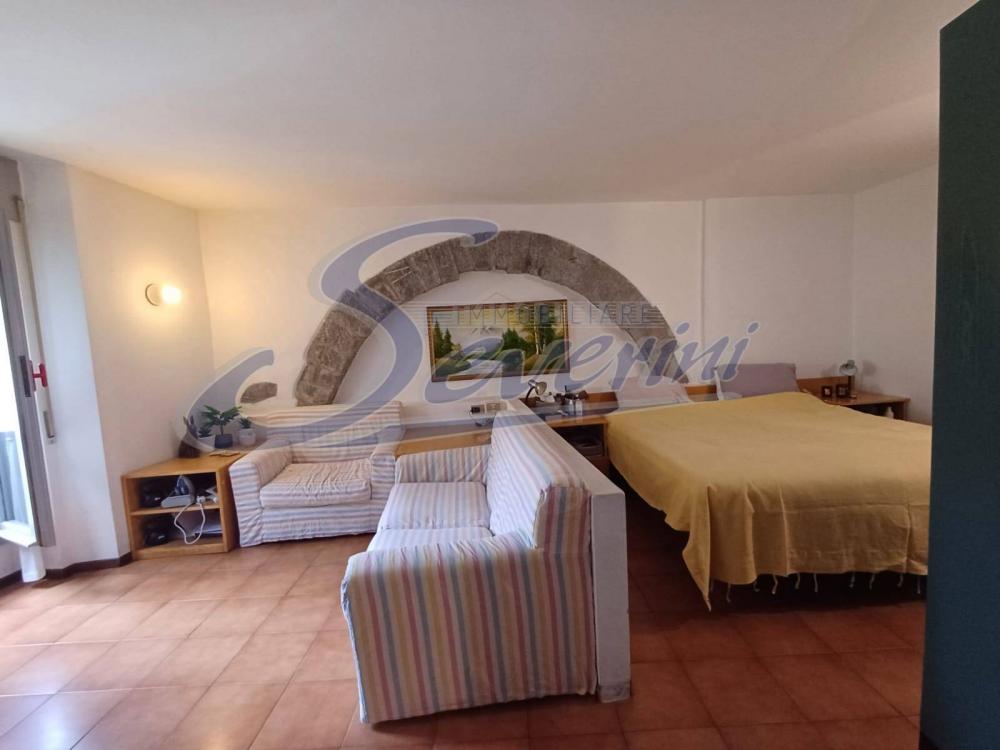 appartamento in affitto a Como in zona Piazza Volta