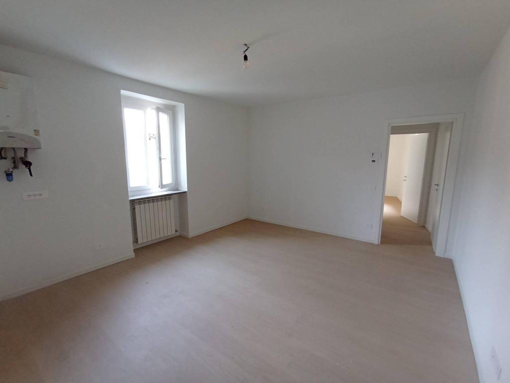 appartamento in affitto a Como in zona Lora