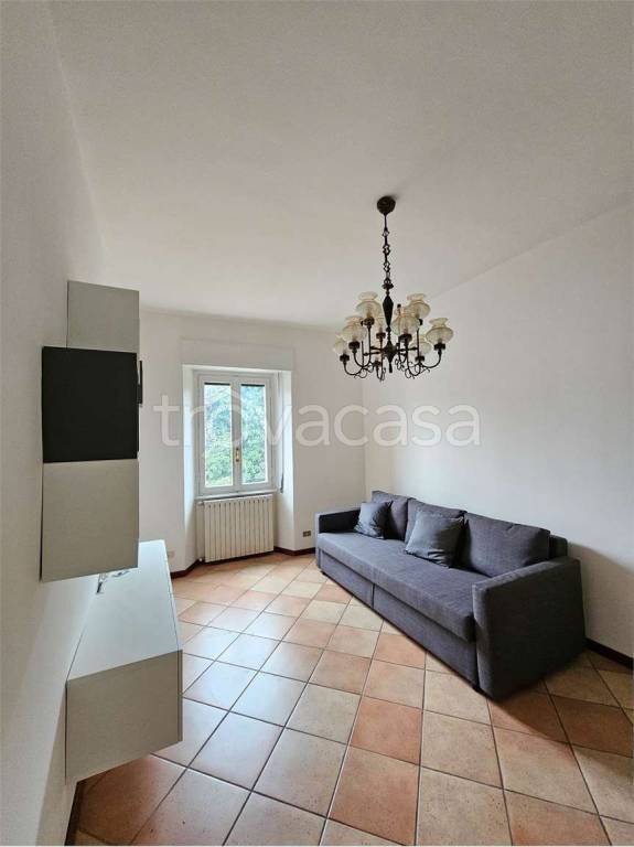 appartamento in affitto a Como in zona Lora
