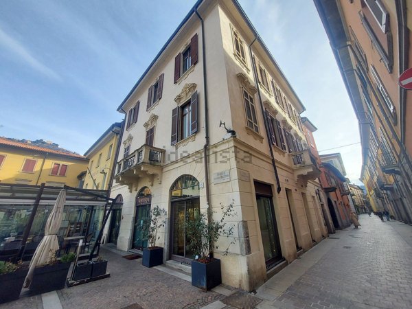 appartamento in affitto a Como in zona Como Centro