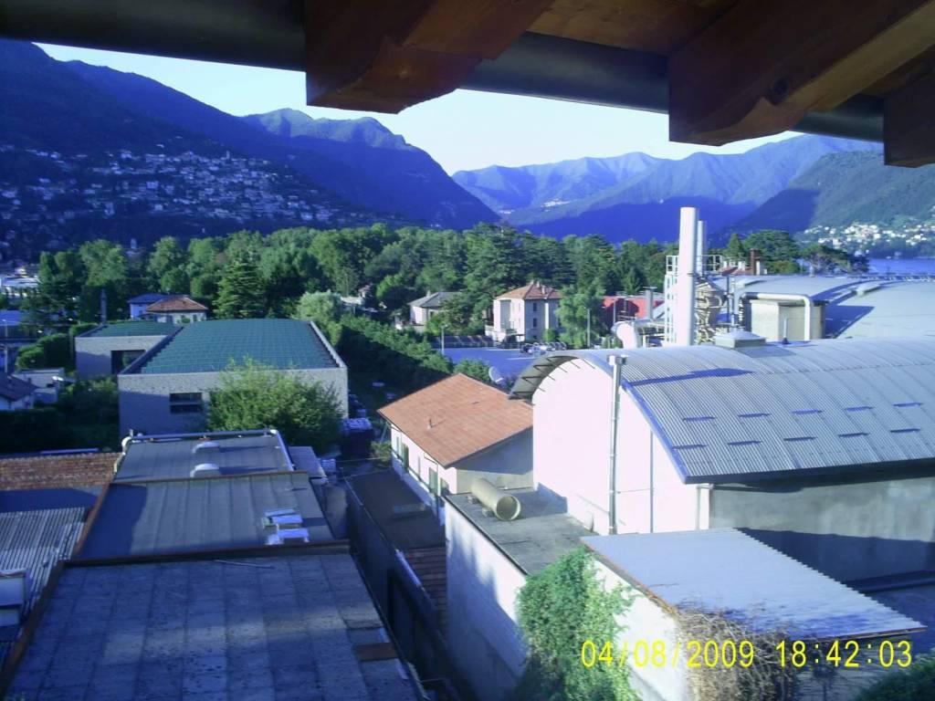 appartamento in affitto a Como in zona Tavernola